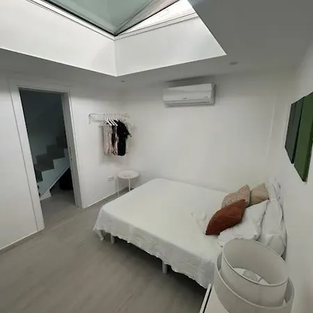Casa Melias *