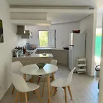 Nyaraló Casa Melias *